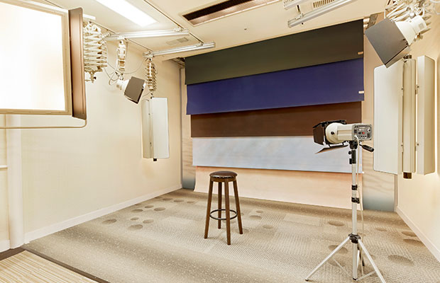 image:Akiyama Photo Studio