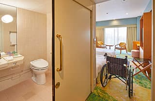 image:Universal Room