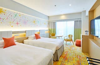 image:Rainbow Standard Room