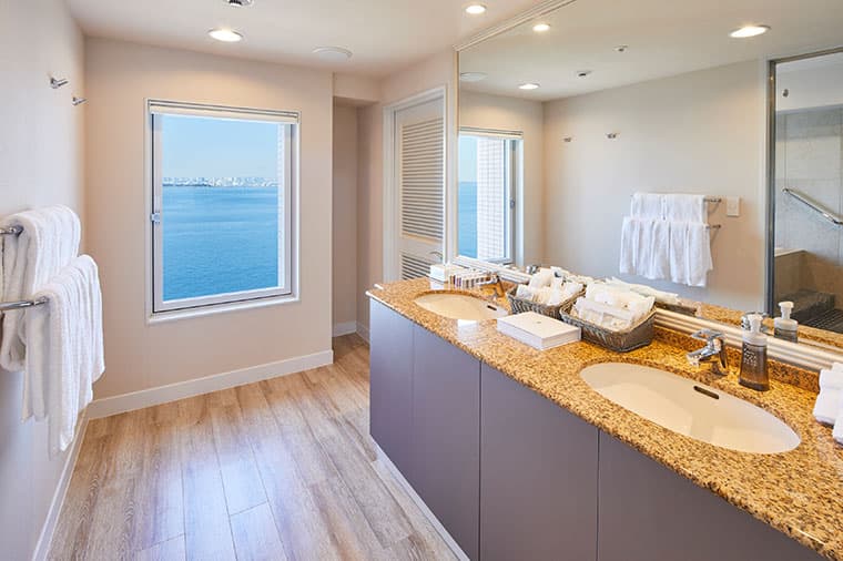 image:Nikko Grand Family Room