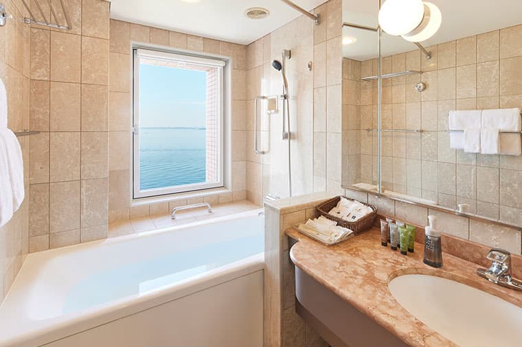 image:Rainbow Deluxe Room