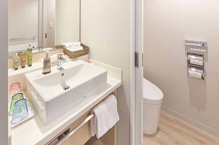 image:Rainbow Superior Room