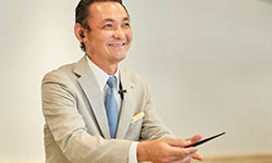 ホテルカウンターイメージ