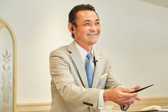 スタッフ