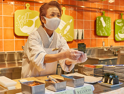 おにぎり調理イメージ